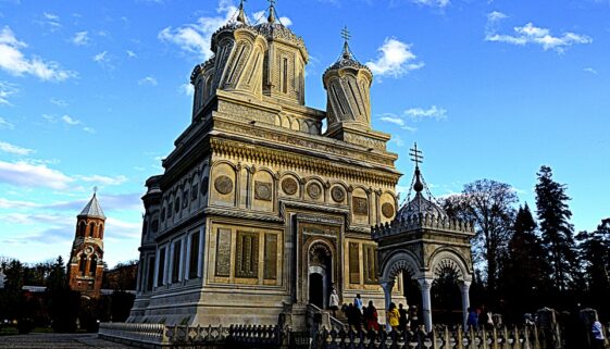 monastery-579235_960_720 monastery-579235_960_720